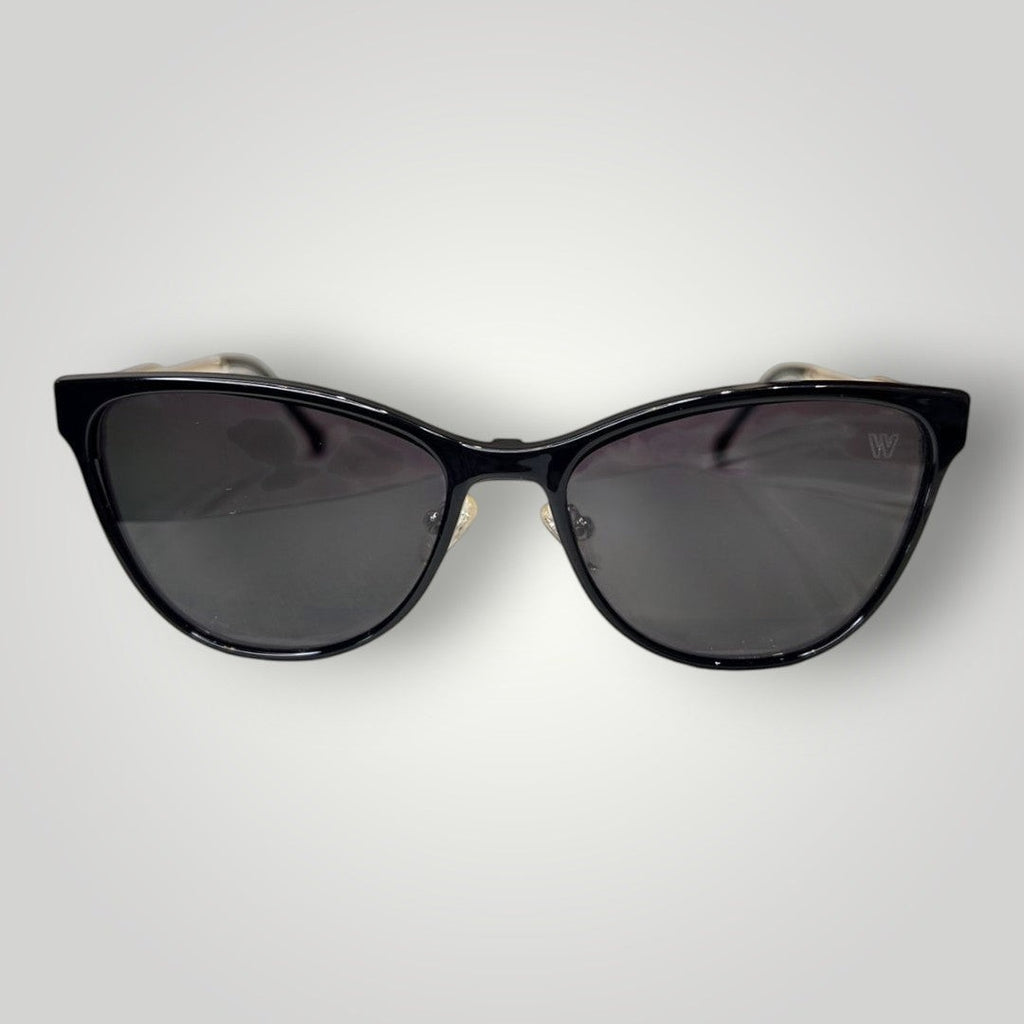 W One Brand Store black cat-eye glasses with clip-on metal frame and subtle black details.