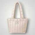 Bolsa W One Brand Store Move Puffer off white acolchoada com alças resistentes e design moderno para academia