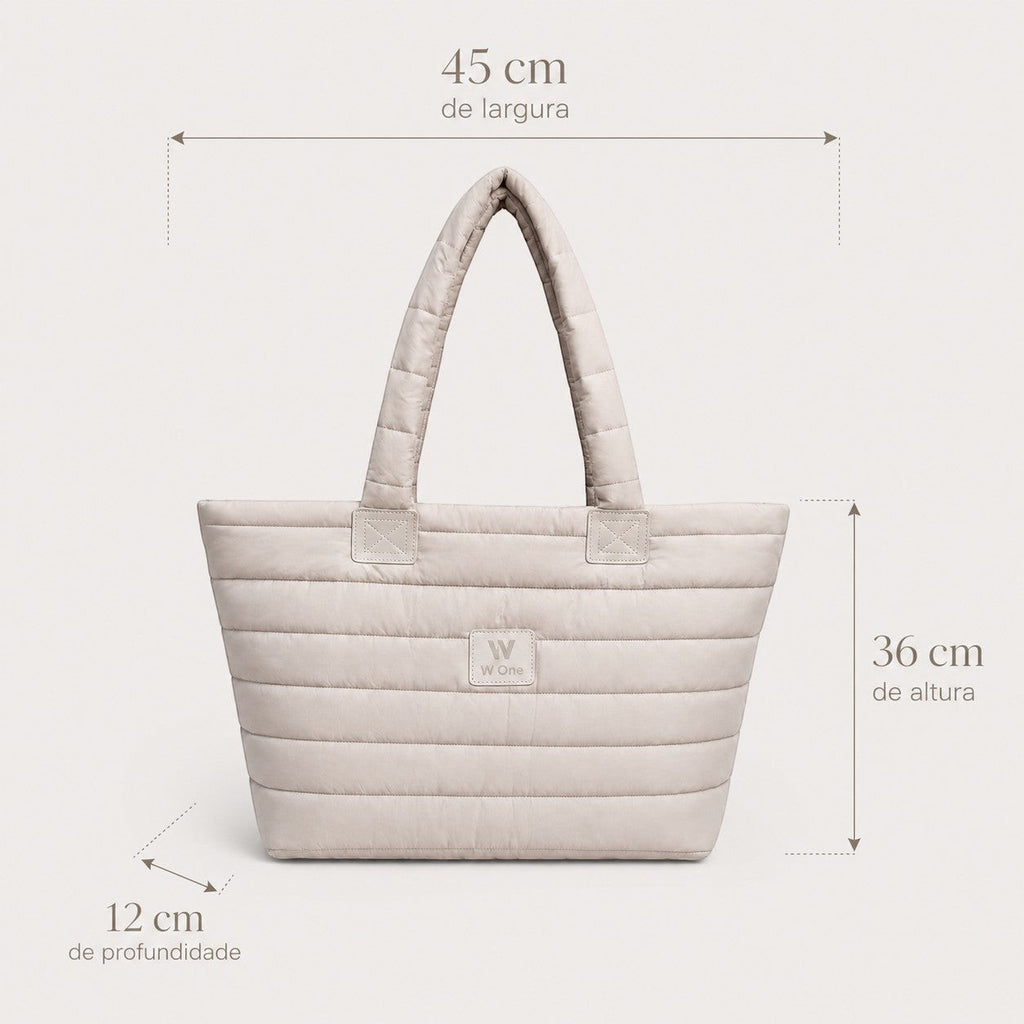 Bolsa W One Brand Store Move Puffer grande off white acolchoada com medidas de largura, altura e profundidade indicadas