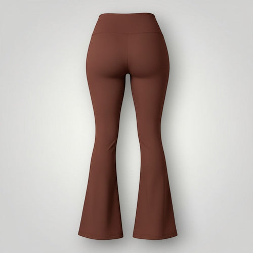 Calça flare W One Brand Store cor coffee em poliamida com cós largo, vista traseira, ideal para treinos e uso casual.