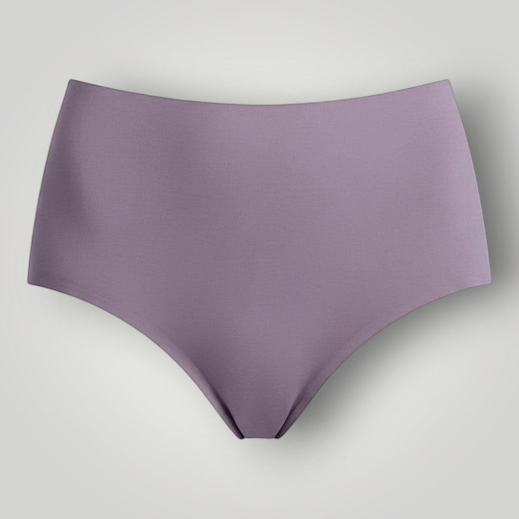 Calcinha W One Brand Store hot pants roxa sem costura em poliamida com toque macio e forro de algodão