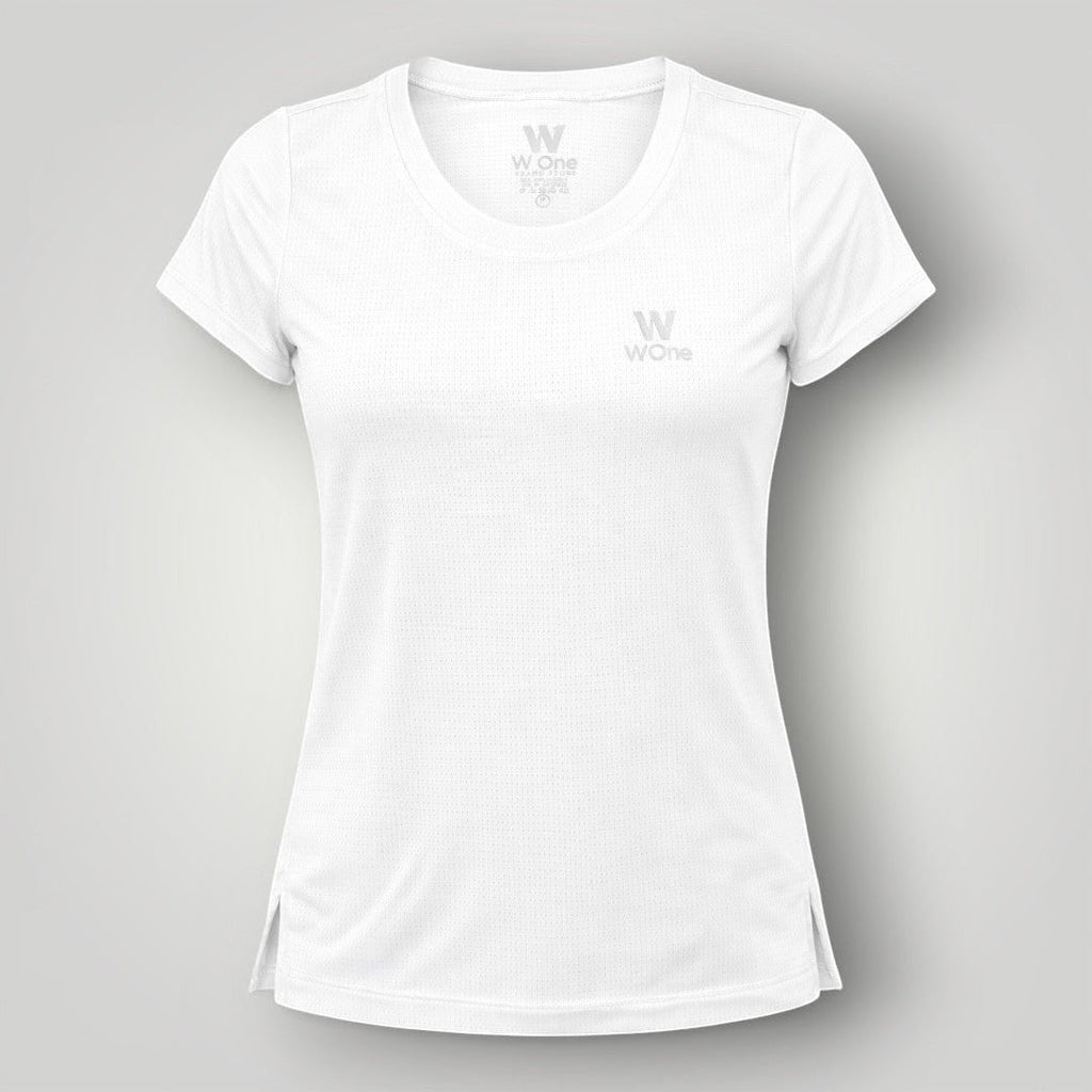 Camiseta feminina W One Brand Store branca de manga curta em tecido leve com tecnologia de proteção solar FPU 50+
