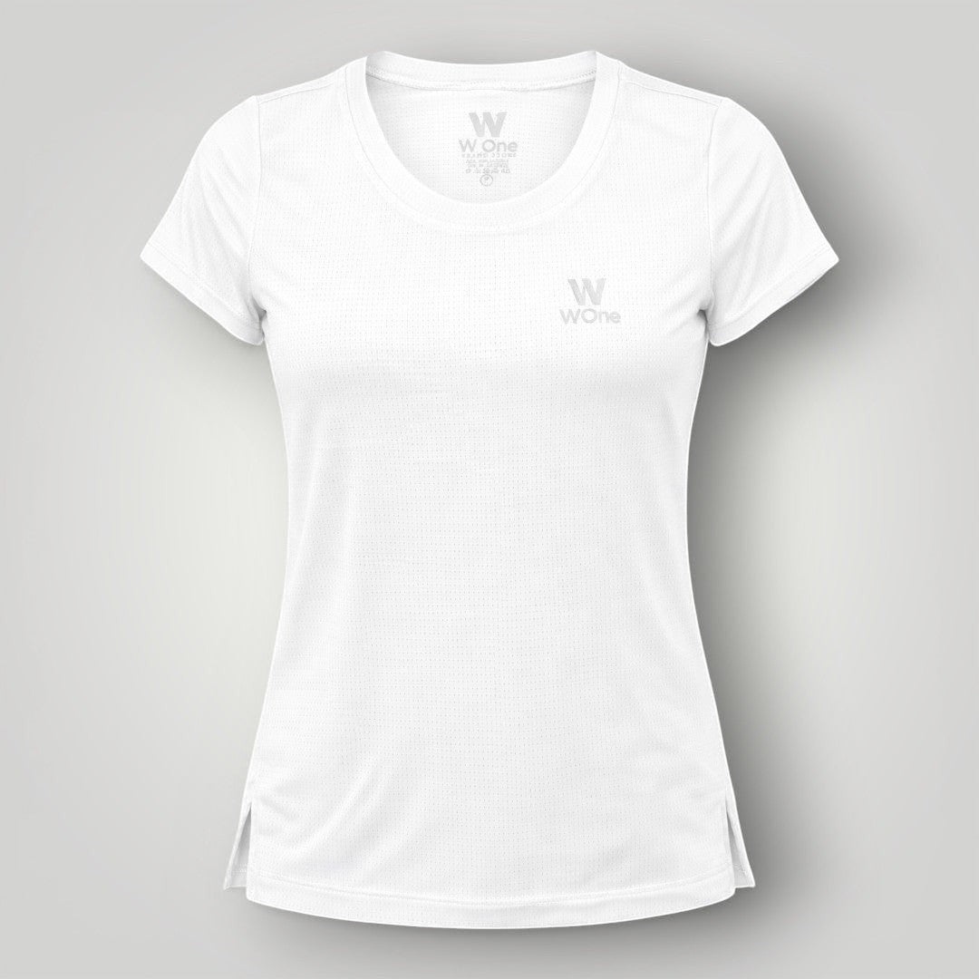 Camiseta feminina W One Brand Store branca de manga curta em tecido leve com tecnologia de proteção solar FPU 50+