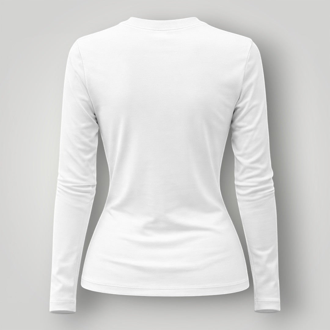 Vista traseira da camiseta feminina de manga longa W One Brand Store na cor branca, feita em tecido leve e respirável.