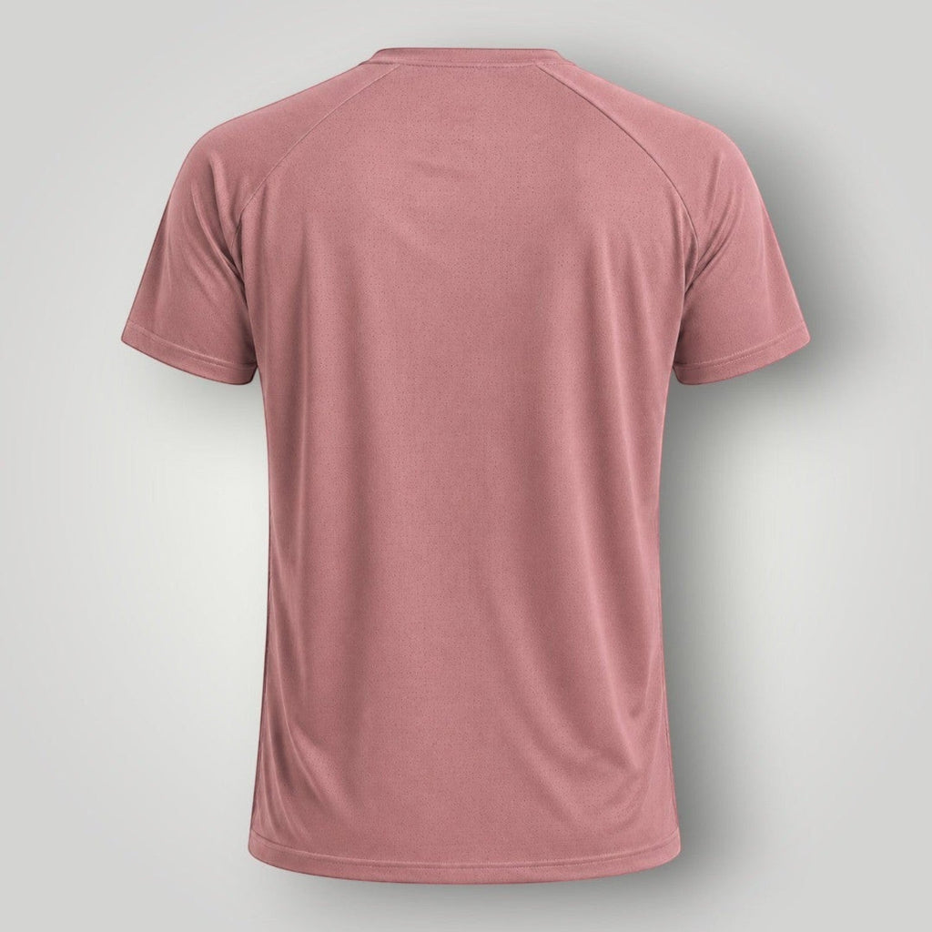 Vista traseira da camiseta unissex W One Brand Store Dynamic na cor cacau com mangas raglan e tecido respirável.