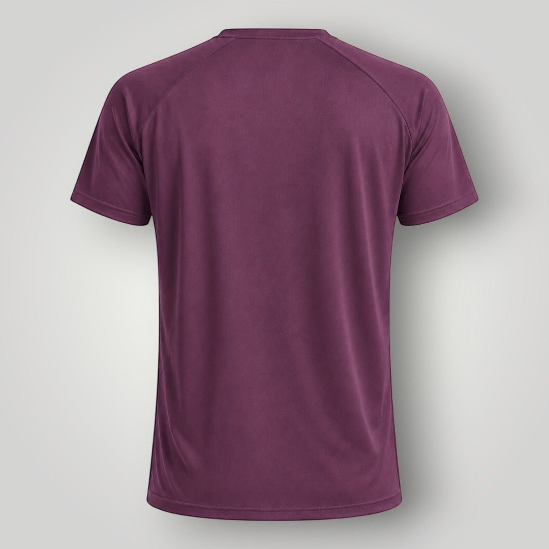 Vista traseira da camiseta unissex W One Brand Store Dynamic Wine com mangas raglan em tecido respirável
