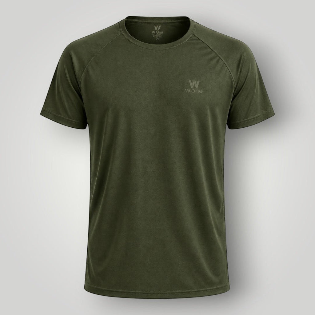 Camiseta W One Brand Store verde militar em poliamida com corte reto e recorte raglan para treino.
