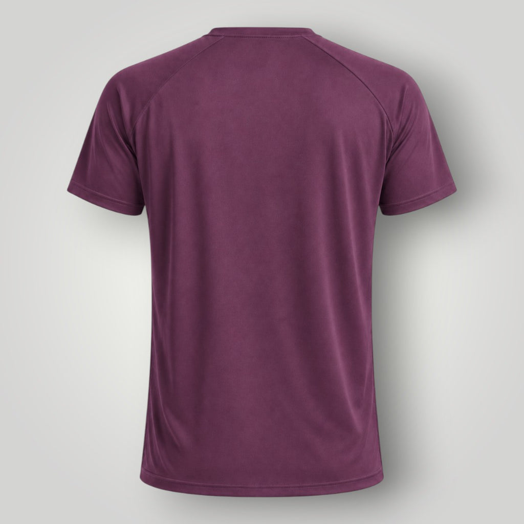 Camiseta W One Brand Store vinho em poliamida com corte reto e recorte raglan, ideal para fitness.