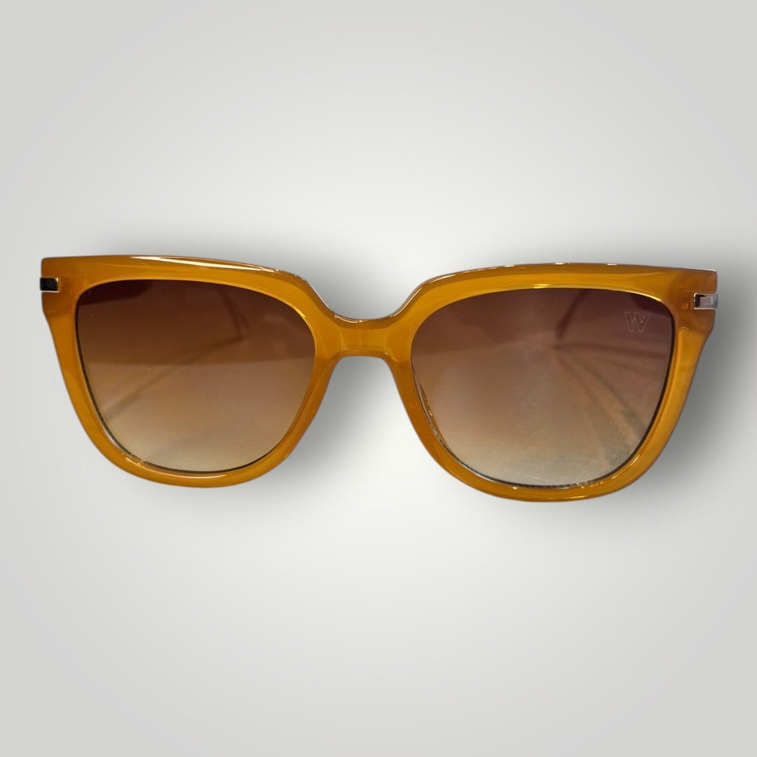 W One Brand Store square caramel acetate sunglasses with metal details and brown gradient lenses.