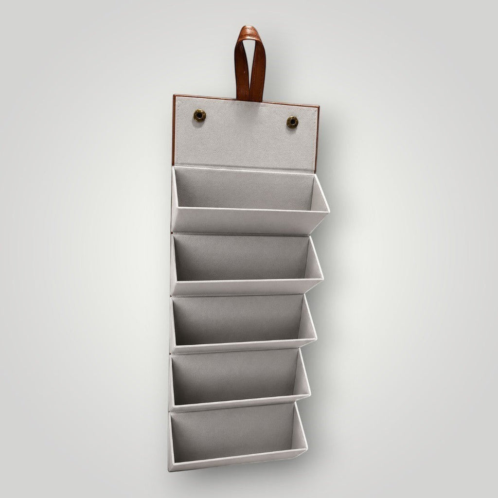 W One Brand Store Case porta-óculos dobrável caramelo com 5 divisórias, ideal para organizar e proteger óculos.