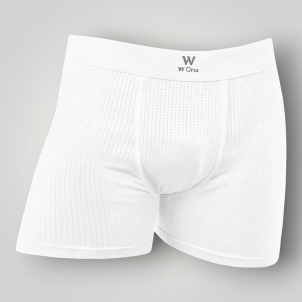 Cueca boxer branca W One Brand Store em poliamida com tecnologia dry, tecido respirável e forro frontal em algodão.