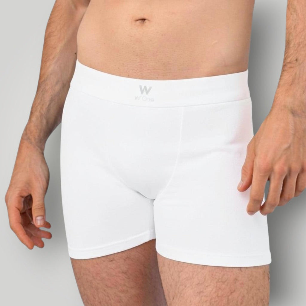 Cueca boxer branca W One Brand Store em algodão com tecnologia Thermo Dry e costura invisível para maior conforto.