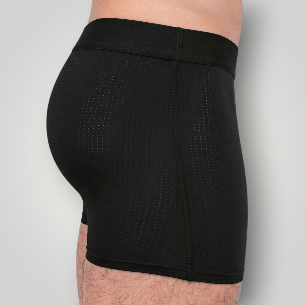 Cueca boxer preta W One Brand Store em poliamida com tecnologia dry, tecido respirável e ajuste anatômico lateral