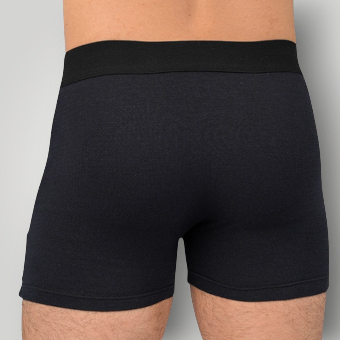 Cueca boxer preta W One Brand Store com tecnologia Thermo Dry, tecido respirável de algodão e cós elástico confortável