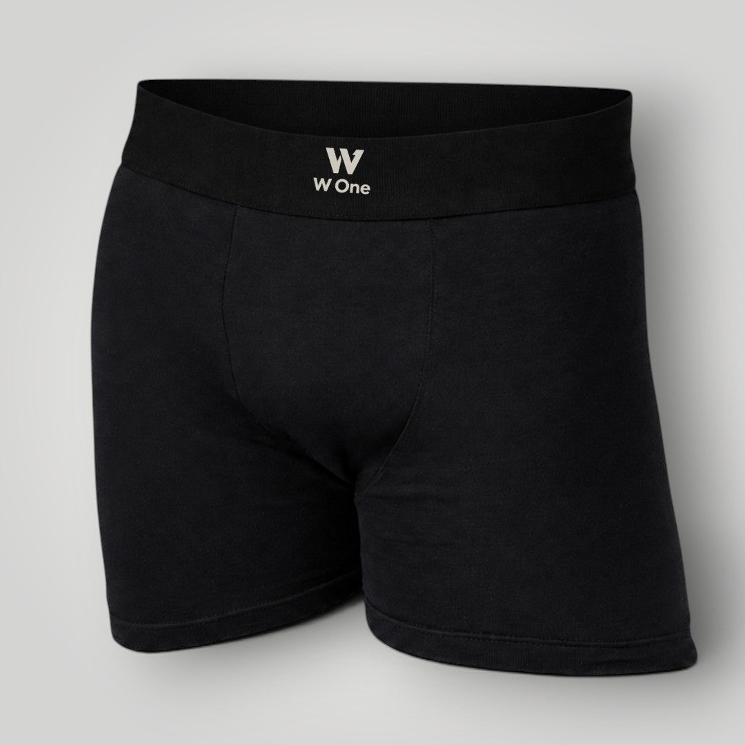 Cueca boxer preta W One Brand Store em algodão com tecnologia Thermo Dry, cós elástico e costura invisível.