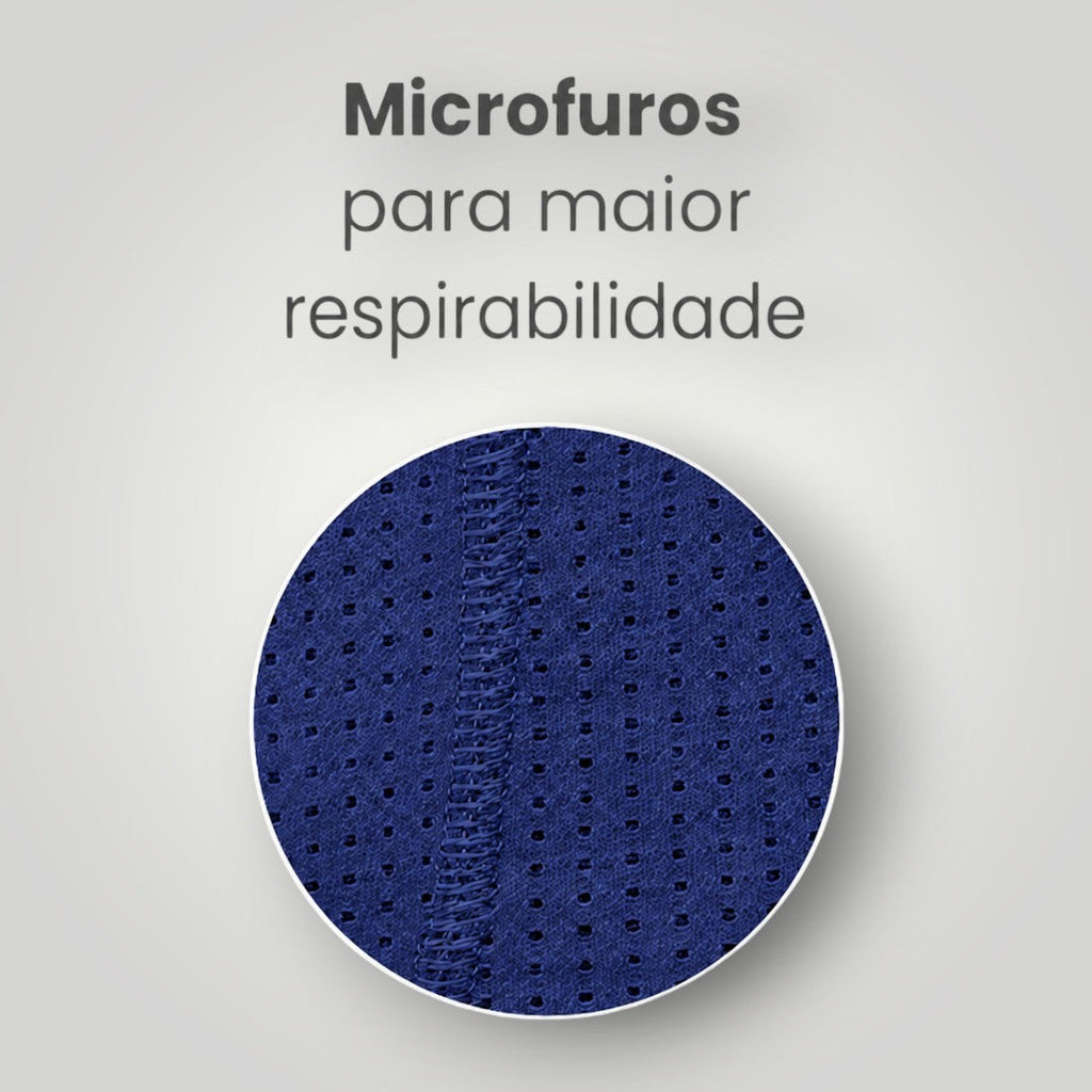 Detalhe em close do tecido azul com microfuros da cueca W One Brand Store para maior respirabilidade e ventilação