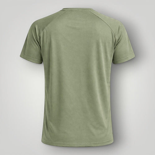 W One Brand Store green polyamide t-shirt with raglan sleeves and straight cut, ideal for fitness.