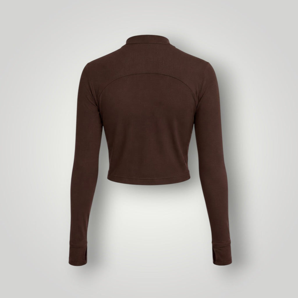 Jaqueta cropped W One Brand Store marrom em tecido Dry Fit com mangas longas e modelagem esportiva vista de costas