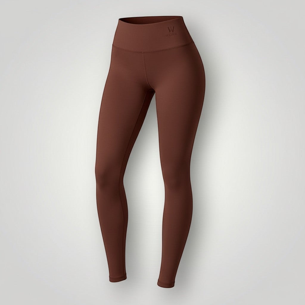 Legging W One Brand Store Essence na cor café, com cintura alta, tecido de média compressão e toque macio.