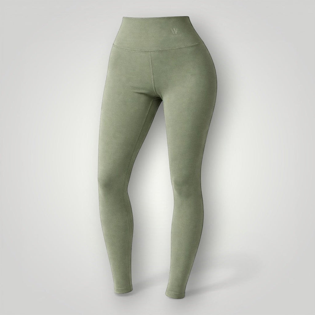 Legging W One Brand Store Essence na cor verde malva com cintura alta, tecido respirável e compressão média