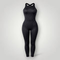 Macacão fitness W One Brand Store preto em poliamida com design sculpt e costas cruzadas para treino