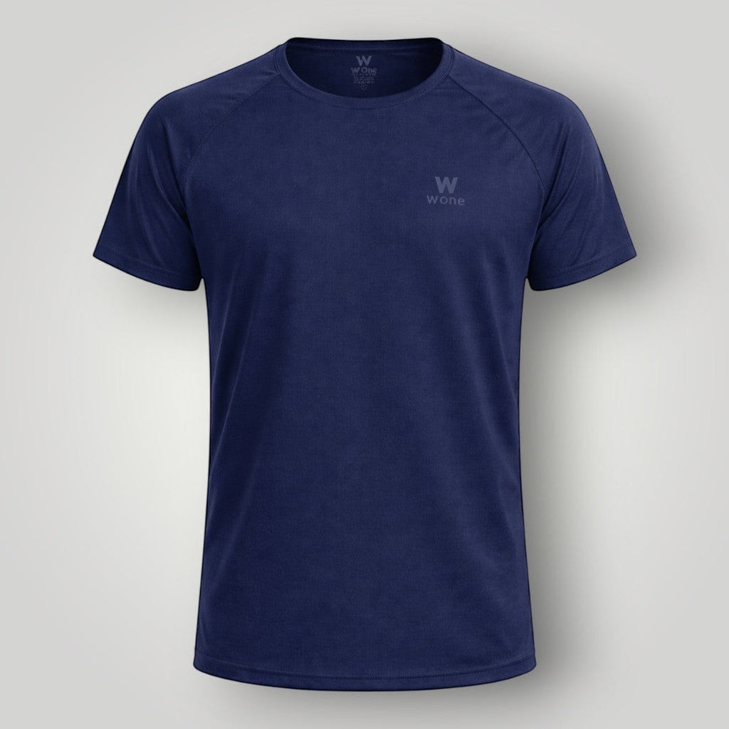 W One Brand Store navy blue polyamide t-shirt with raglan sleeves and subtle logo detail. Ideal for fitness.