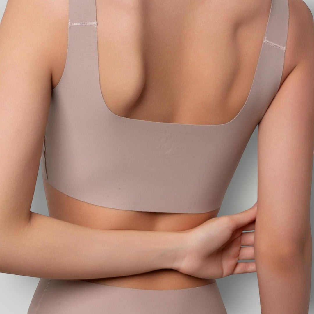 W One Brand Store seamless nude polyamide bralette with soft touch and wide straps, ideal for everyday wear.