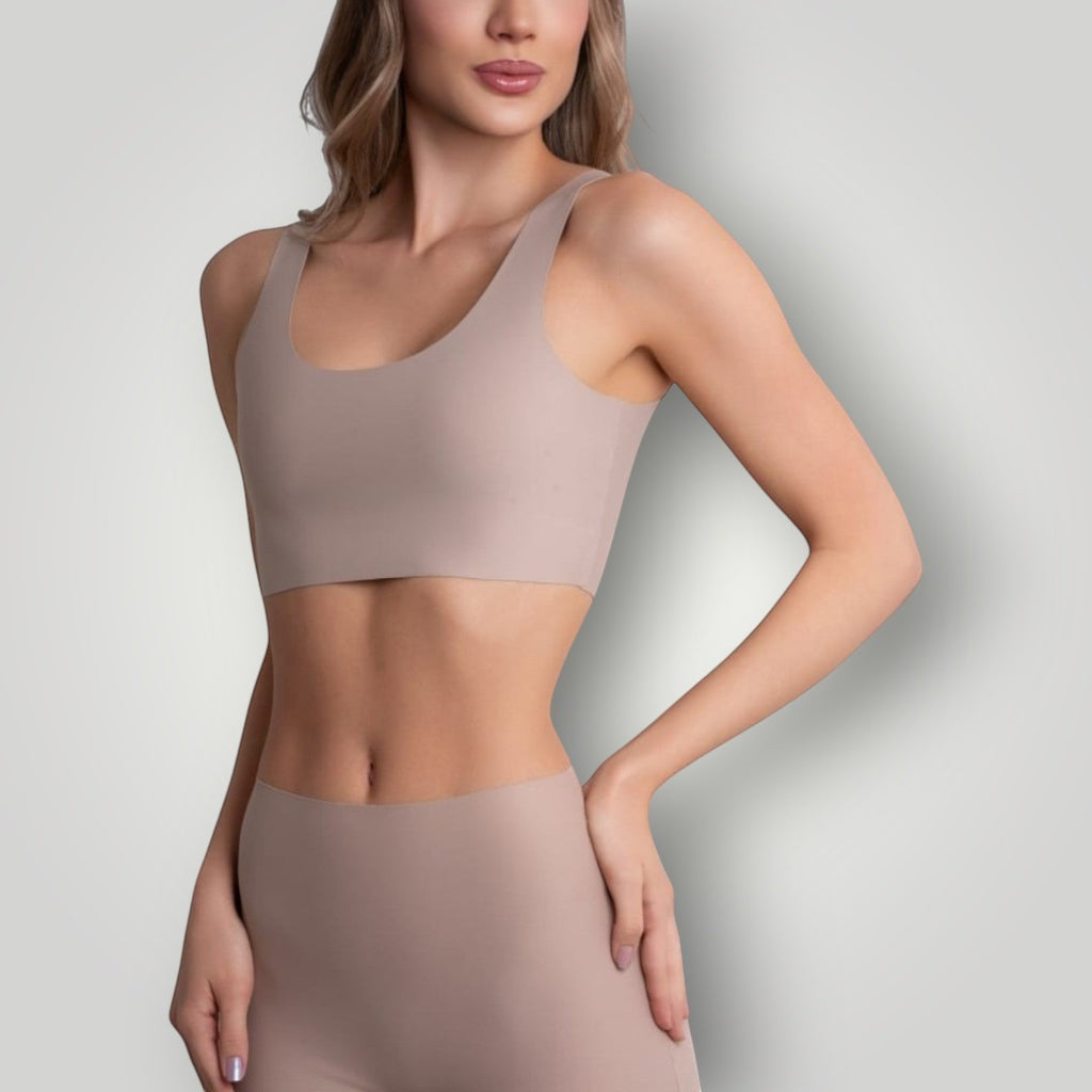 W One Brand Store seamless nude polyamide crop top with soft touch and excellent body adaptation, ideal for everyday wear.