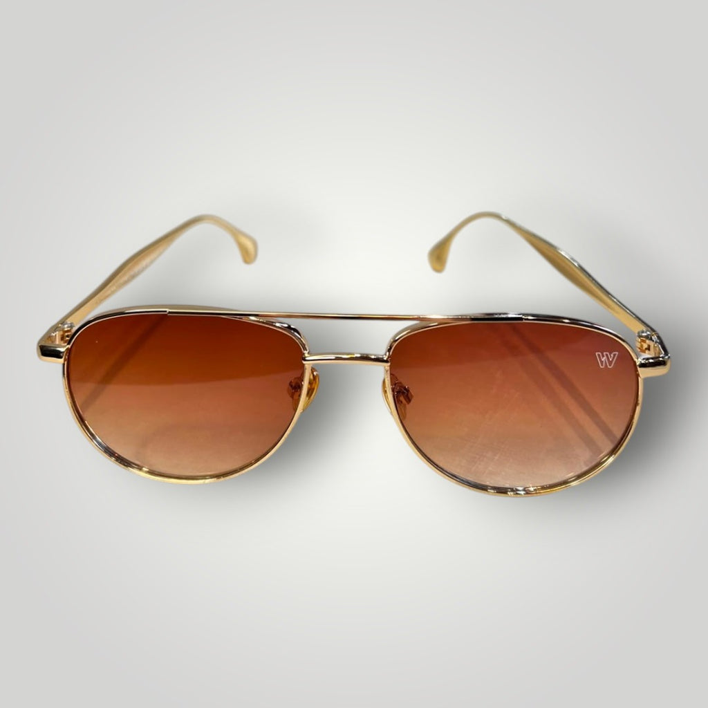 Óculos de sol W One Brand Store modelo aviador mini com armação de metal dourado e lentes marrons degradê