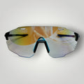 Óculos de Sol Esportivo Máscara Turbo Azul e Roxo com Hastes Pretas Fotocromático Injetado vista frontal