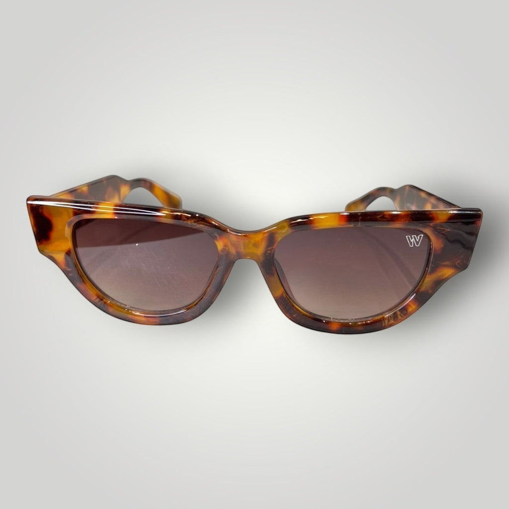 Óculos de Sol Gatinho Puxão Baixo em Acetato Camuflado com Lentes Marrons vista lateral