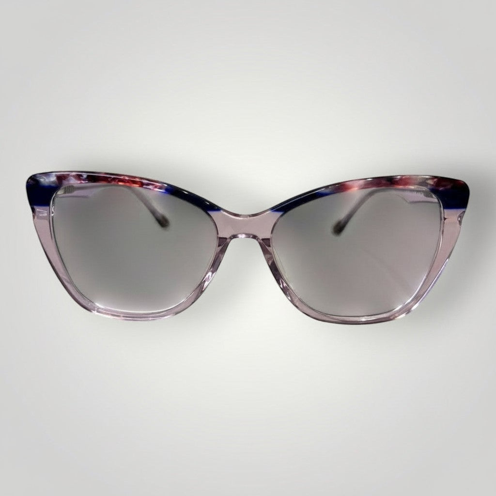 Óculos de grau W One Brand Store em acetato lilás com detalhes superiores e pontas das hastes fumê, armação moderna e elegante.