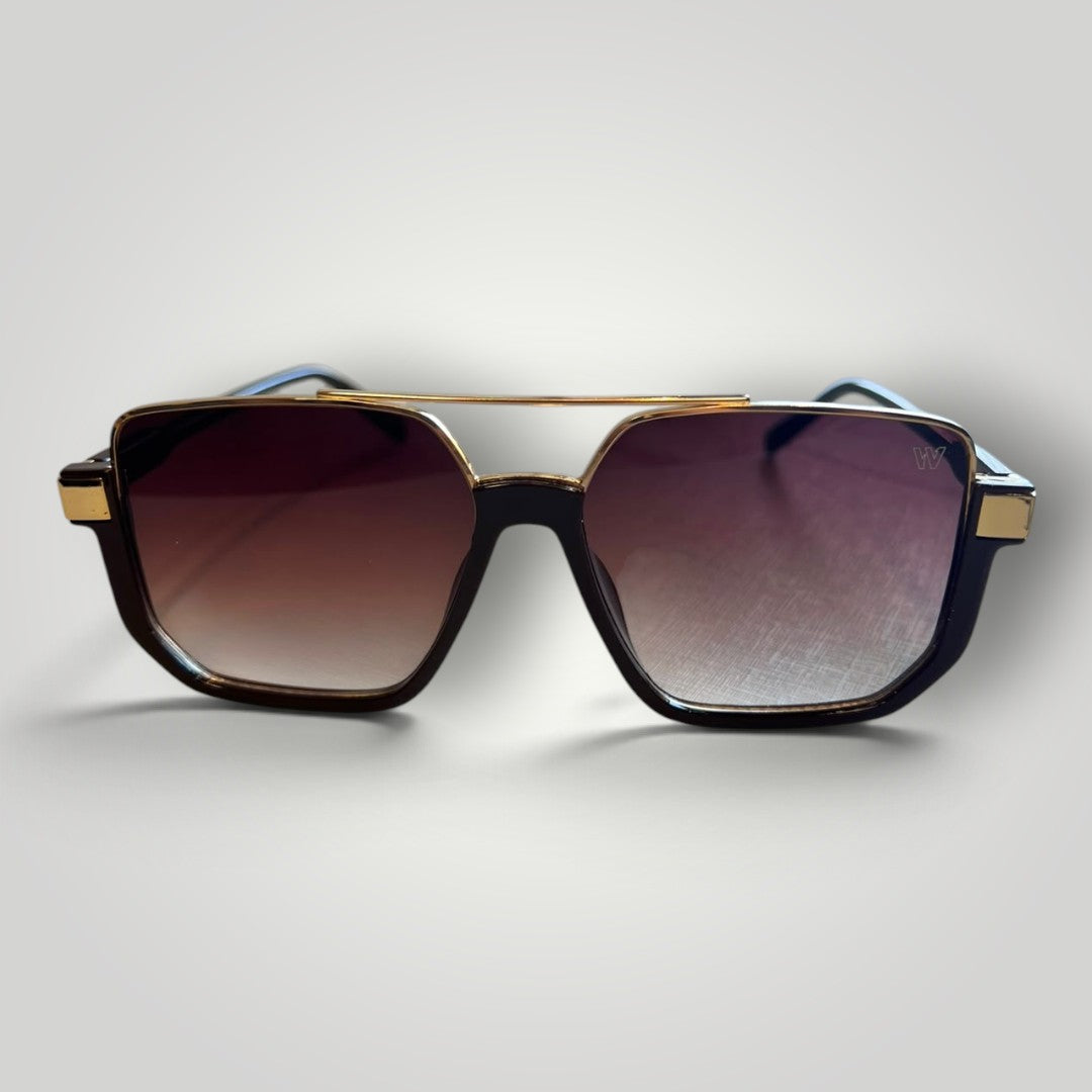 Óculos de sol W One Brand Store quadrado em acetato marrom com detalhes dourados e lentes degradê estilo aviador