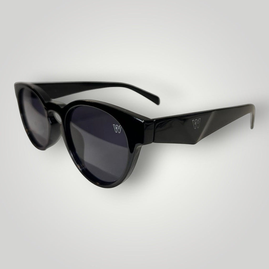 Óculos de sol W One Brand Store redondo retrô em acetato preto com lentes degradê e proteção UV400