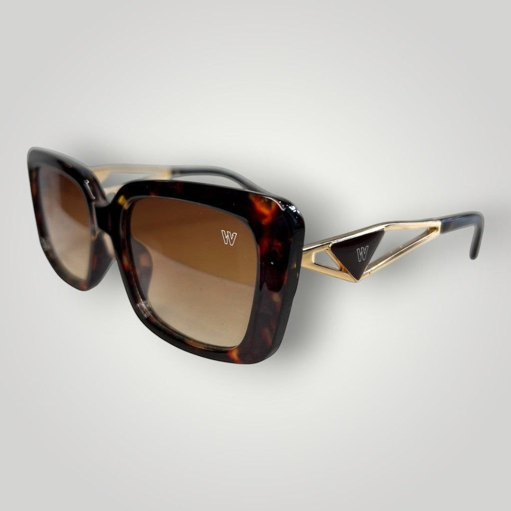 Óculos de Sol Retangular Marrom Camuflado em Acetato e Metal com Lentes Marrons vista lateral