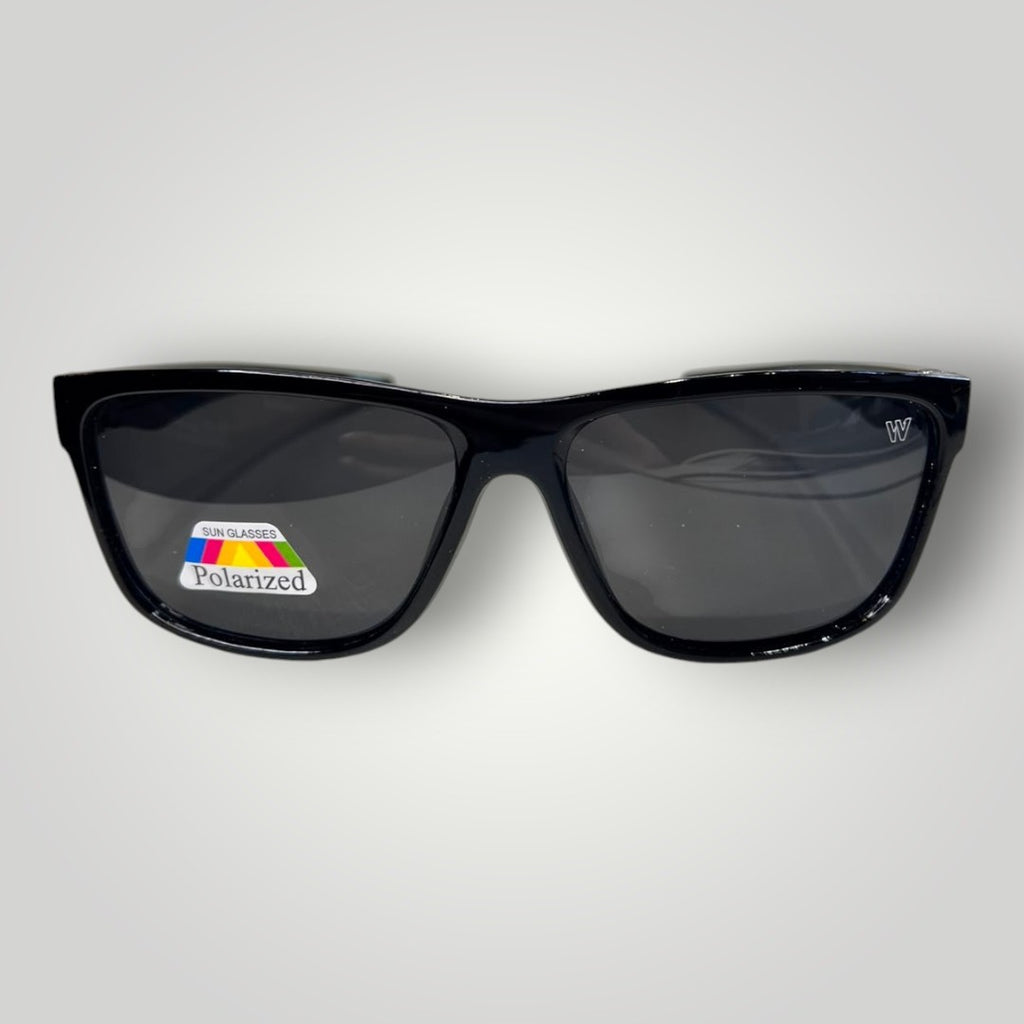 Óculos de sol W One Brand Store em acetato preto com lentes fumê polarizadas e design moderno