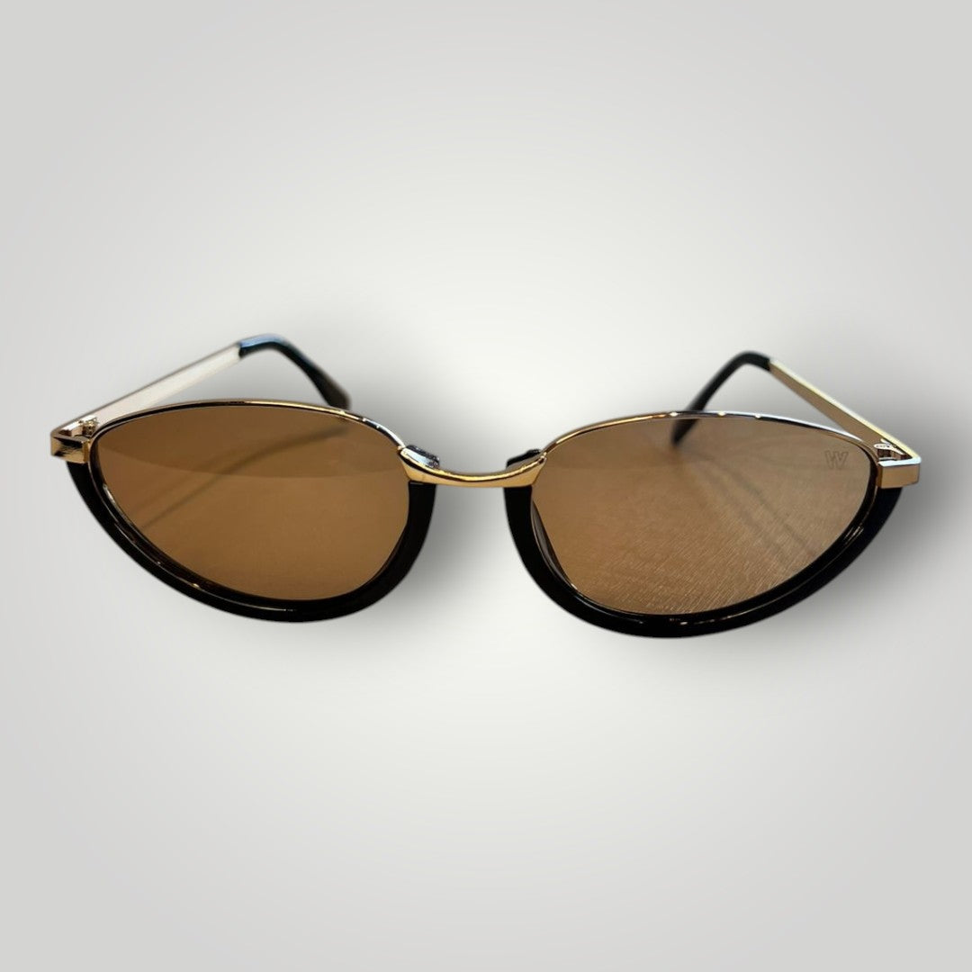 Óculos de sol W One oval em metal dourado com acetato preto e lentes marrons, com proteção UV400.