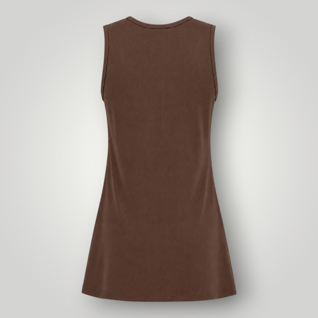 Regata W One Brand Store Mini Veste coffee em poliamida dry fit com proteção UV, ideal para beach tênis e treinos.