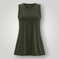 Regata W One Brand Store verde militar em poliamida dry fit com proteção UV, ideal para beach tênis e esportes.
