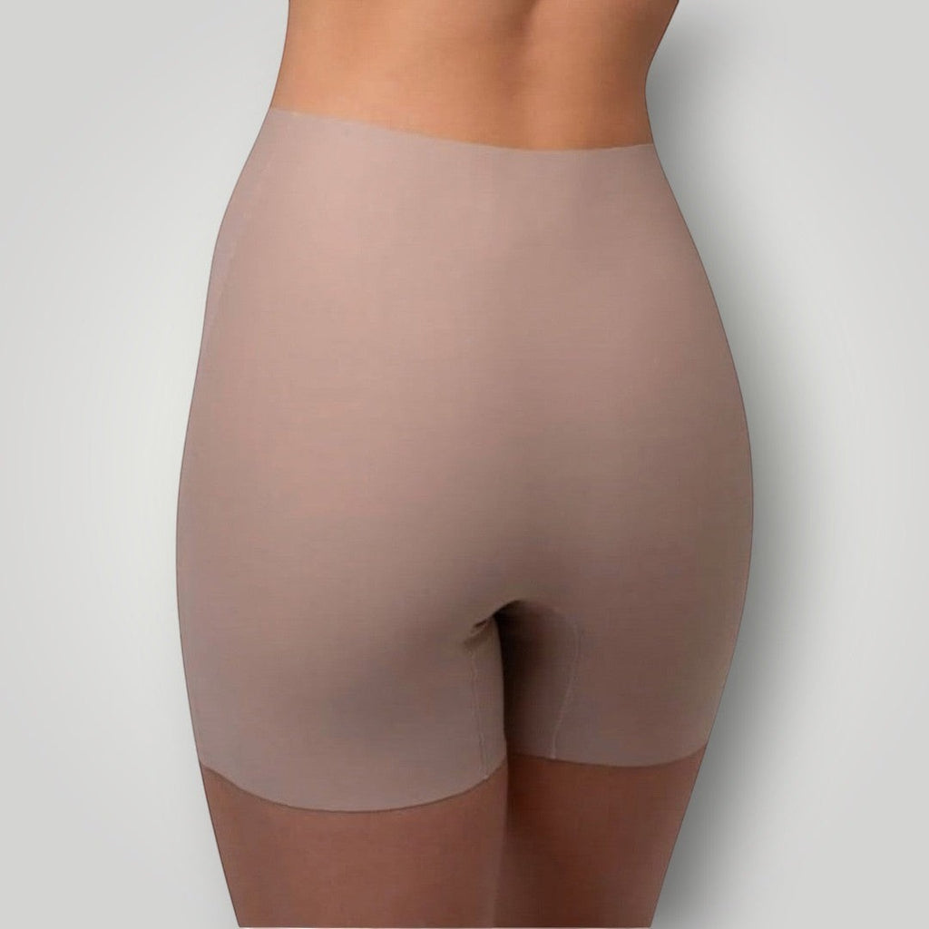 Shorts íntimo W One Brand Store nude de compressão em poliamida e elastano, ideal para evitar atrito entre as pernas.