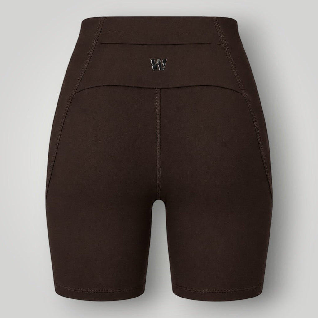 Shorts W One Brand Store Sculpt coffee de poliamida com bolso traseiro no cós e logo metálico