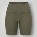 Shorts Sculpt W One Brand Store verde militar com cintura alta e bolso integrado no cós traseiro para treinos