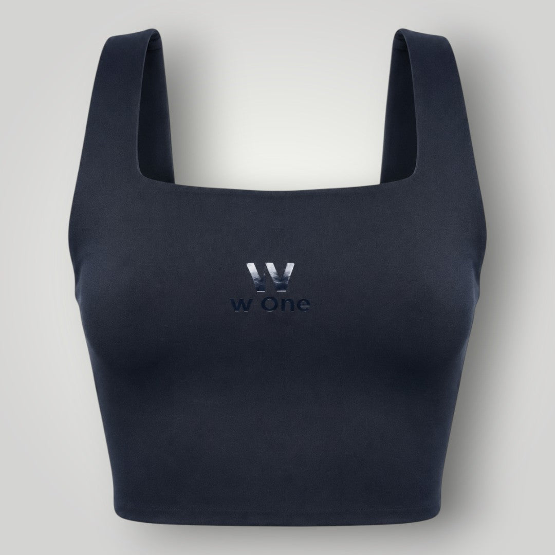 Top W One Brand Store preto de poliamida com alta sustentação, decote quadrado e logo frontal para treinos.