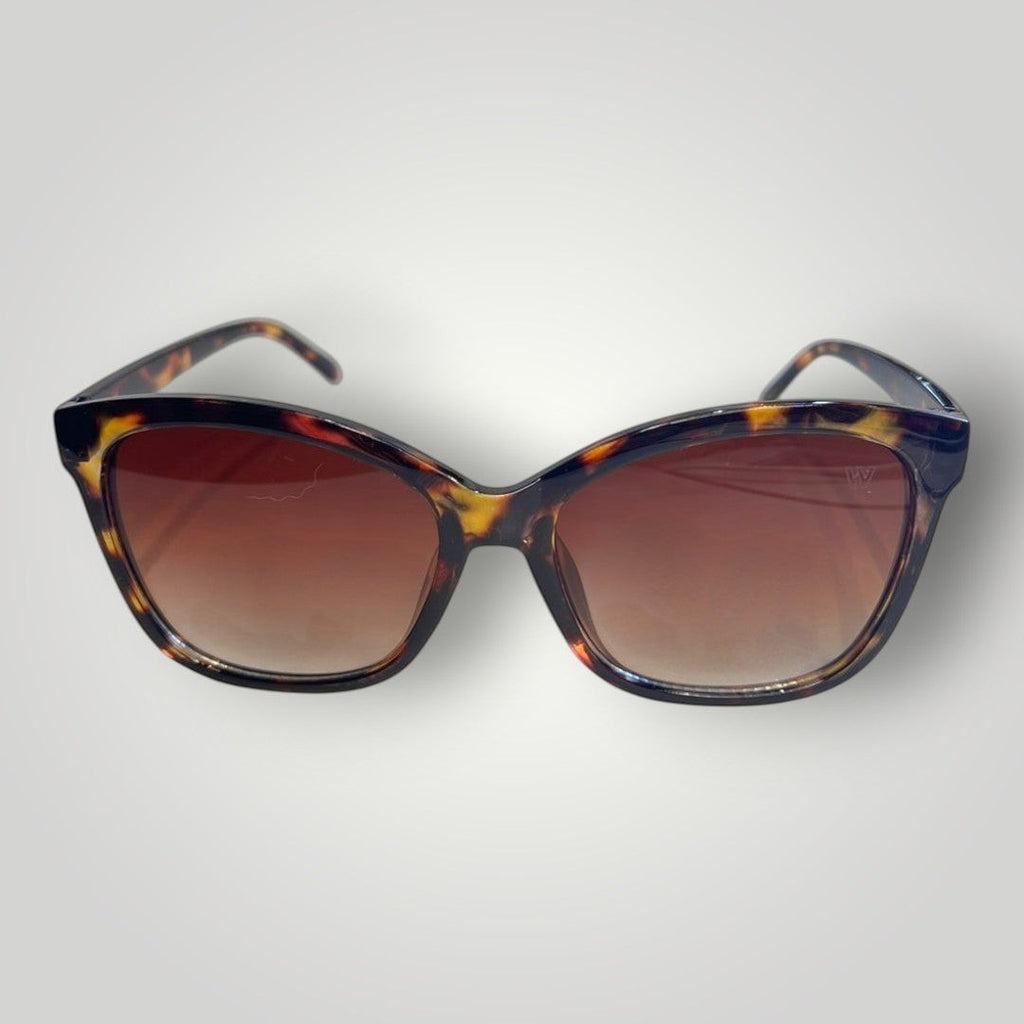 W One Brand Store maxi square acetate sunglasses with tortoiseshell pattern and rounded edges, brown gradient lenses.