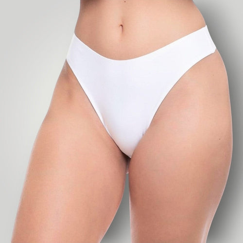 W One Brand Store white seamless thong with medium sides, made of polyamide and elastane for a comfortable, invisible fit.